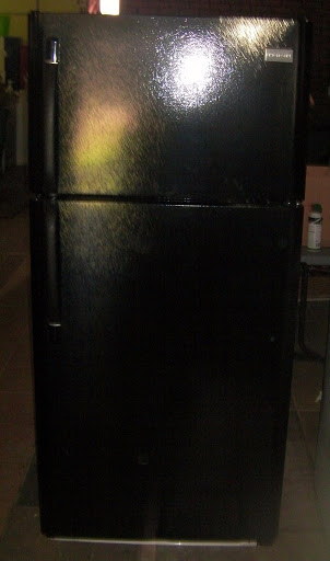 Frigidaire Black Cabinet Top Mount Refrigerator Excellent