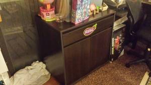 Cabinet with drawer storage (Middleton)