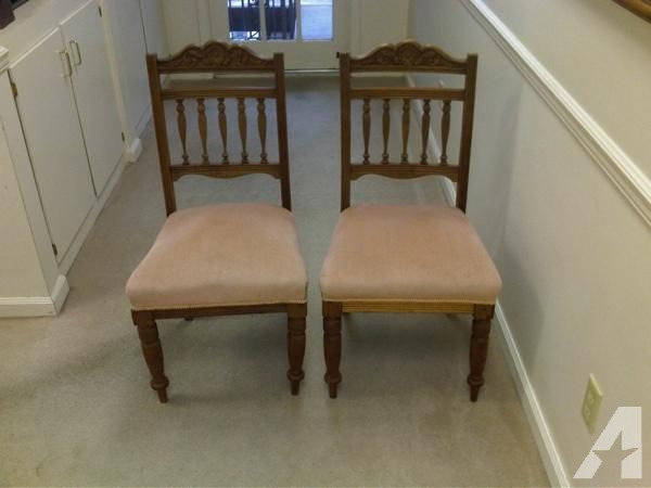 2 side chairs solid oak