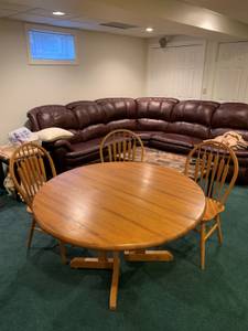 Dining Table & 6 Chairs - Dining Set (Canton, MA)