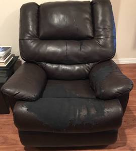 FREE Recliner (Mesa Superstition Springs)