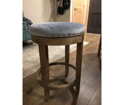 Breakfast bar stools (set of 2)