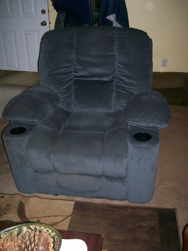 New Condition Used Less Month Glideing Recliner- Perfect -