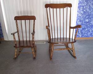 wood rocking chairs - almost matching adult and child size (Richmond, IL)