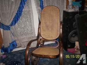 rocking chair - $40 (dilltown)