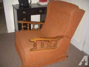 ROCKING CHAIR**RECLINER** - $30 (sunbury)