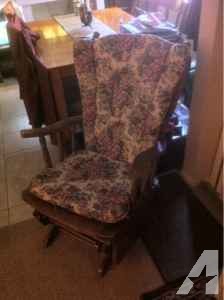 Rocking chair - $25 (Owensboro, ky)
