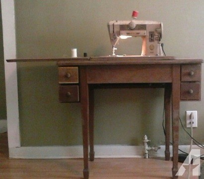 Singer 401 sewing machine with attached desk