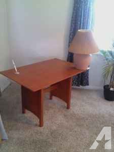 Office Desk - $15 (Mitchell)