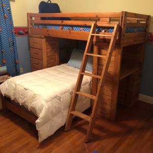 Solid Wood Bunk Beds with two Desks (Martin, KY)