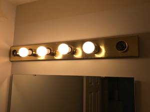 Bath vanity light 36