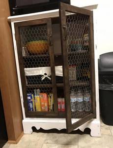Repurposed Dresser Cabinet Hutch