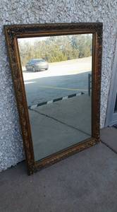 Large Gold Mirror (Near Ne 23rd and Air Depot)