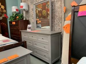 50% OFF CLEARANCE - Pulaski Sanibel Grey 7-Drawer Dresser with Mirror (97128)