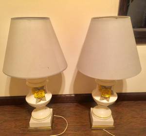 Two Vintage Table Lamps (Warner Robins GA)