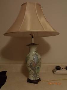 GREEN LAMP WITH PARROTS (N.University Dr.)