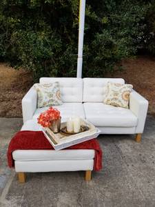 IKEA TUFTED WHITE LEATHER LOVESEAT SOFA WITH MATCHING OTTOMAN (SW Raleigh)