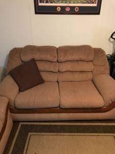 Couch and love seat (Auburn/ Webster Rf)