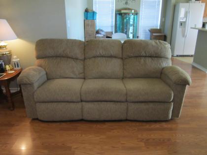 LA-Z-Boy 3 Seat Reclining Couch