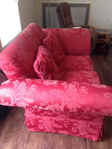 Beautiful Red Love Seat/Couch