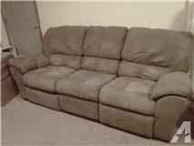 Nice tan couch! (Scottsbluff/Mitchell Area)