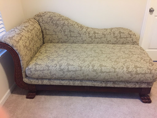 Fainting Couch/Chaise Lounge Carved Wooden Feet