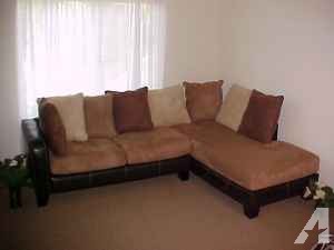 New Gorgeous Sectional Sofa - $725 (Lansing)