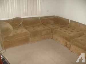 sectional sofa - $300 (davison michigan)