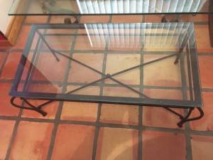 Glass coffee table with matching end table (I-10 & Starr Pass)