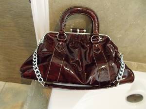 PRADA / Burgundy purse