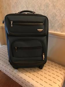 Suitcase (Harahan)