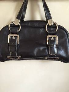 Franco Sarto BLACK LEATHER Handbag (Nashua, NH)