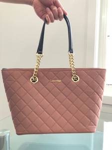 Handbag (South Bismarck)