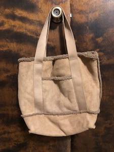 2 Tote Bags (Take Both for) (Fouke)