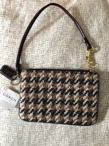 Genuine Coach wristlet wallet purse NWT Never Used (Arnold Area)