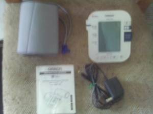 Omron HEM-780 Blood Pressure Monitor (Sarben, NE)