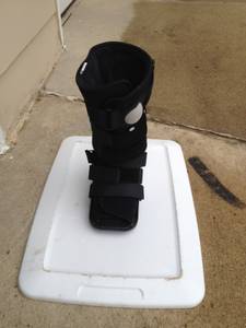 Orthopedic Walking Boot (Mankato)