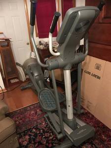 NordicTrack Elliptical AudioStrider 990 excellent condition FREE (Olean)