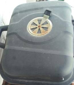 Portable suitcase like Grill - large grill area (Milwaukee/ hwy 100 area)