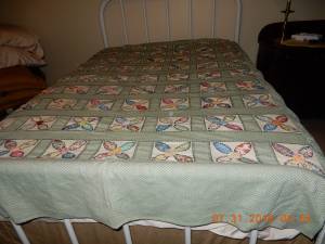 Vintage Quilt Top With Side Flounce (NW Raleigh)