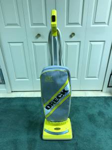 Vacuum Cleaner - Oreck XL2 Ultra (Southgate)