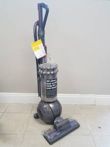 Dyson Cinetic Ball Vacuum (Dubuque)