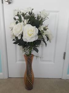 Removable Artificial Roses in Vase (Bluffton)