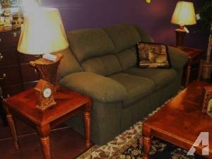 Green Tweed Loveseat-REDUCED - $224 (Classic Home Decor Consignment, Pelham)