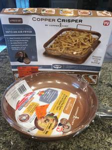 Copper Chef (2) 10 inch Non Stick Pans and Copper Crisper (Fishers)