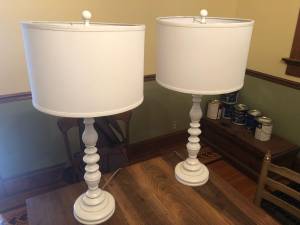 Pair of white table lamps (Holy Cross neighborhood)