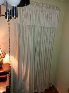 Curtains (Memphis)