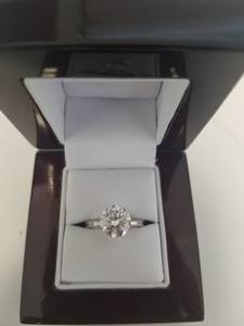 2.50 Carat F Si2 Diamond Ring 18k White Gold EX Cut Certified (Hollywood)
