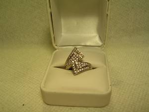 Beautiful Crossover Ring (Pebble Hills)