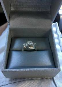 14k White Gold ring with 3 Diamonds Set (Miami)